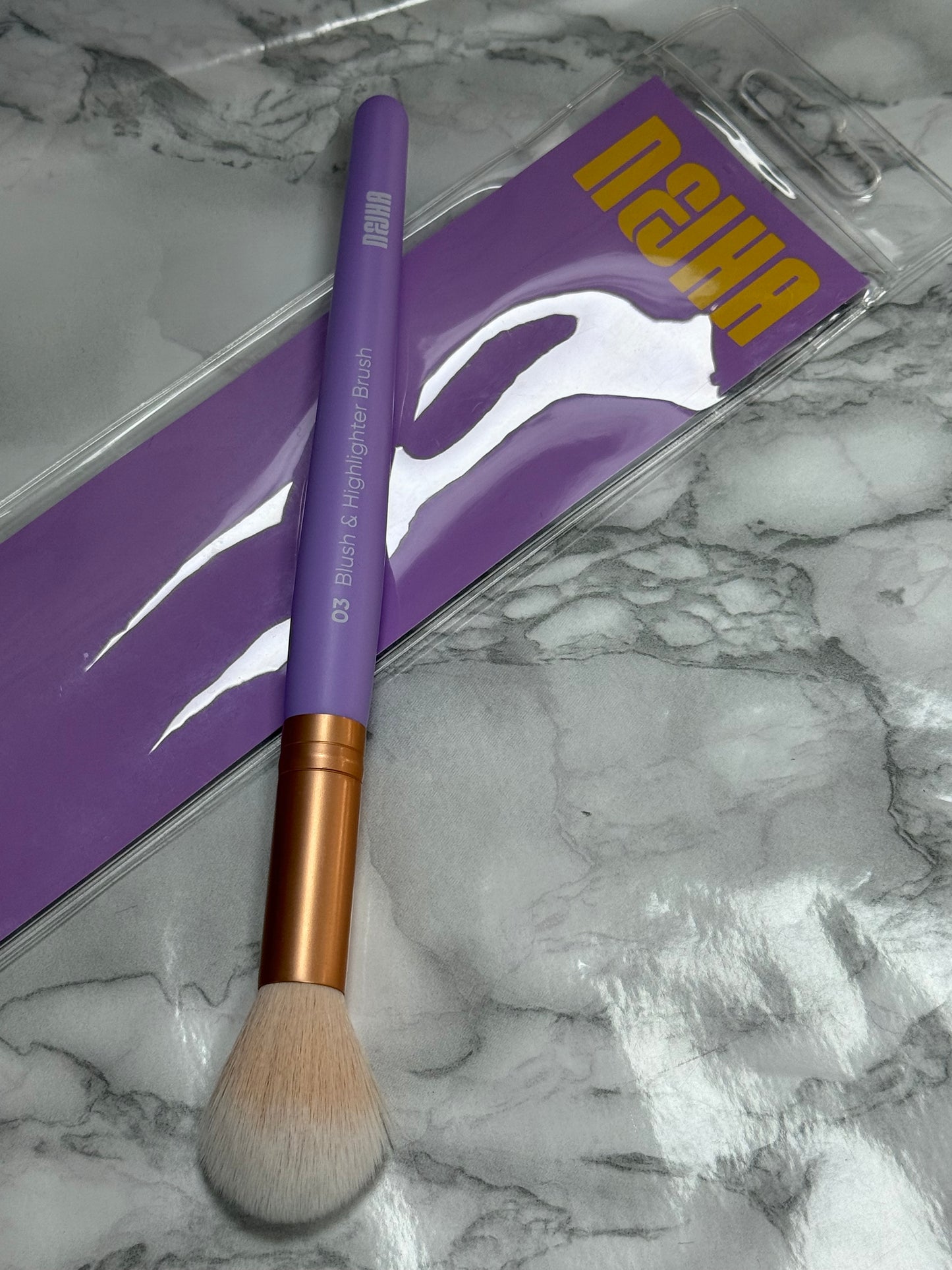 Blush & Highlighters Brush 03