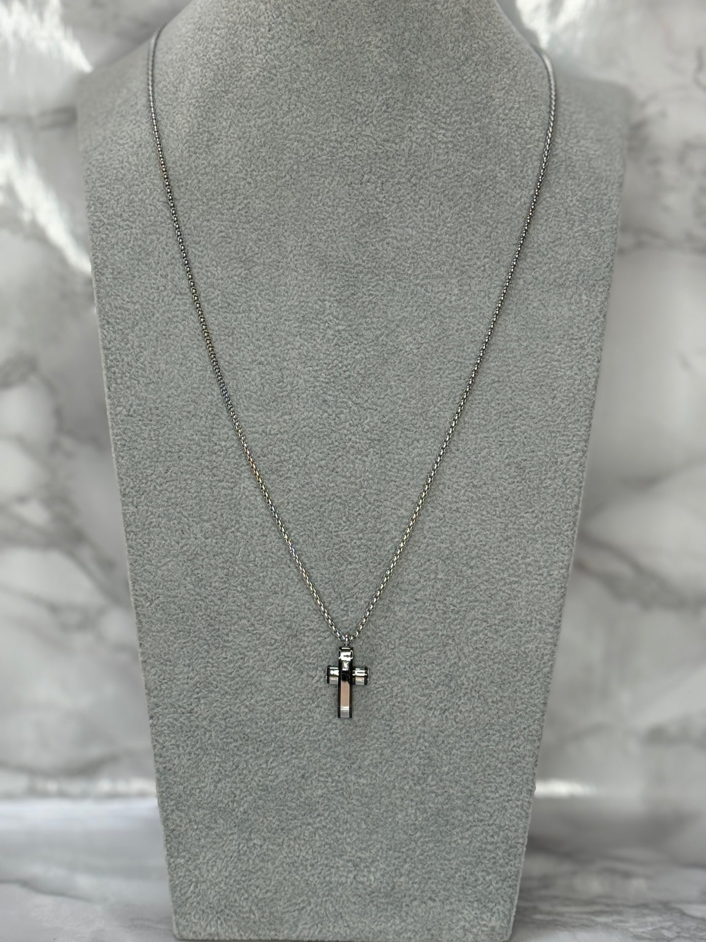 Collana Crocifisso Con Punto Luce Silver&Black