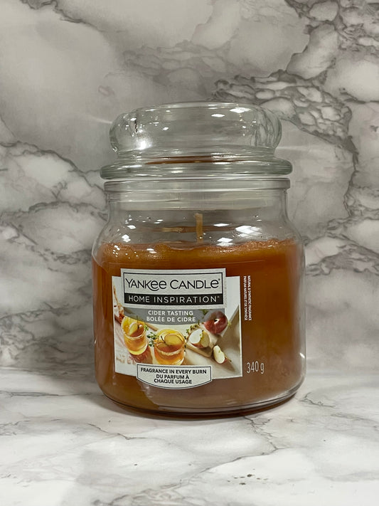 Yankee Candle Cannella Medium