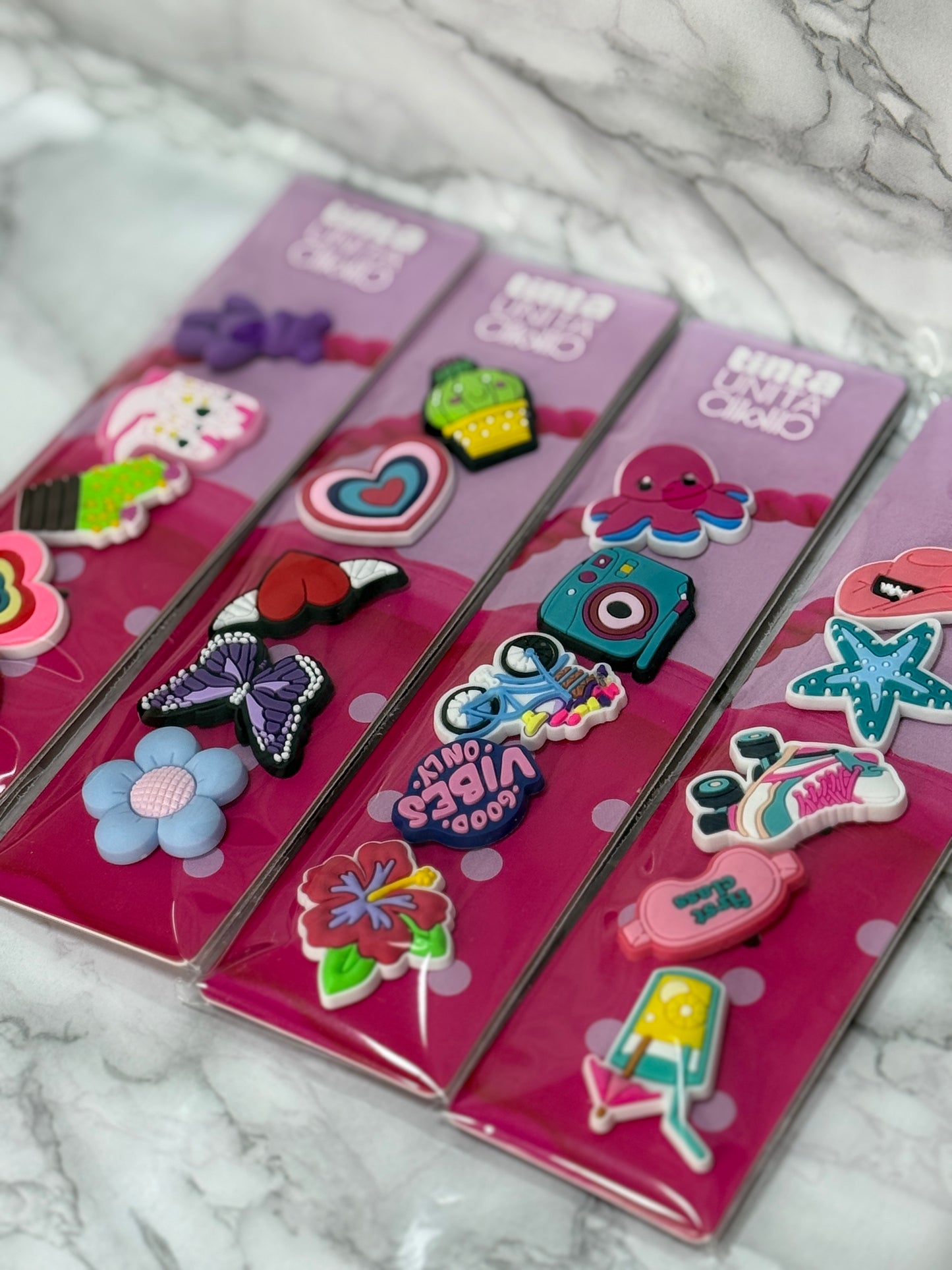 Pins Tinta Unita