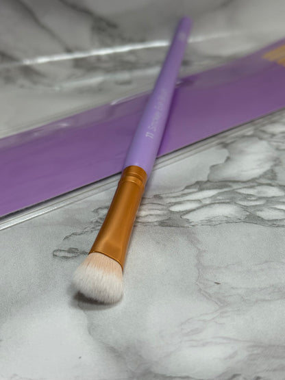 Smokey Eye Brush 11