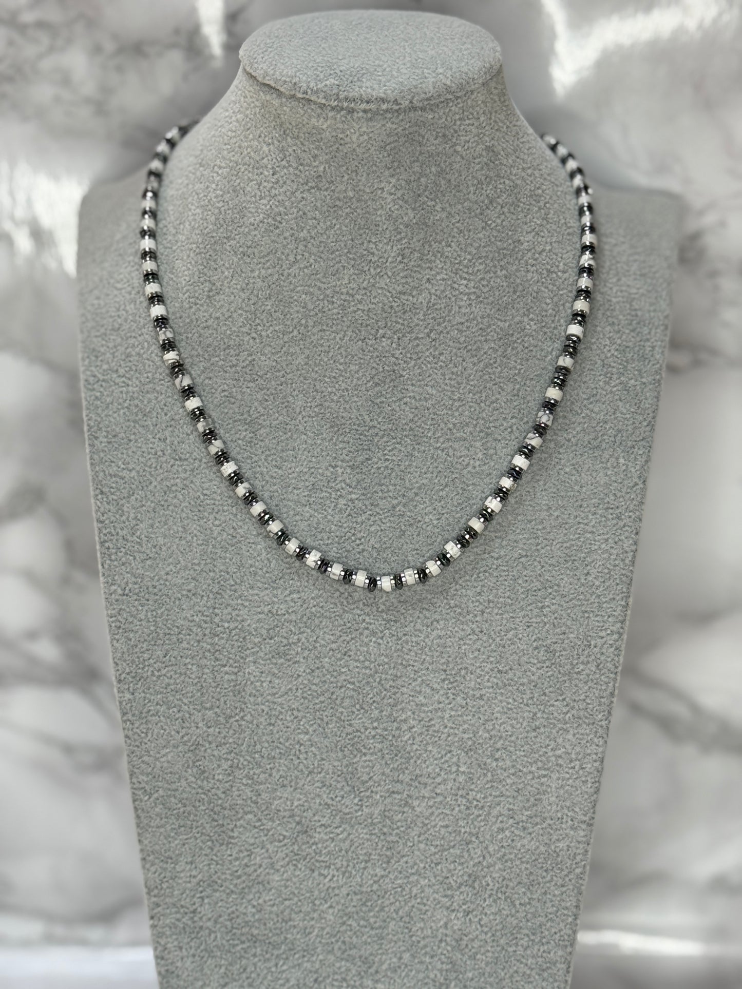 Collana Pietre Bianche