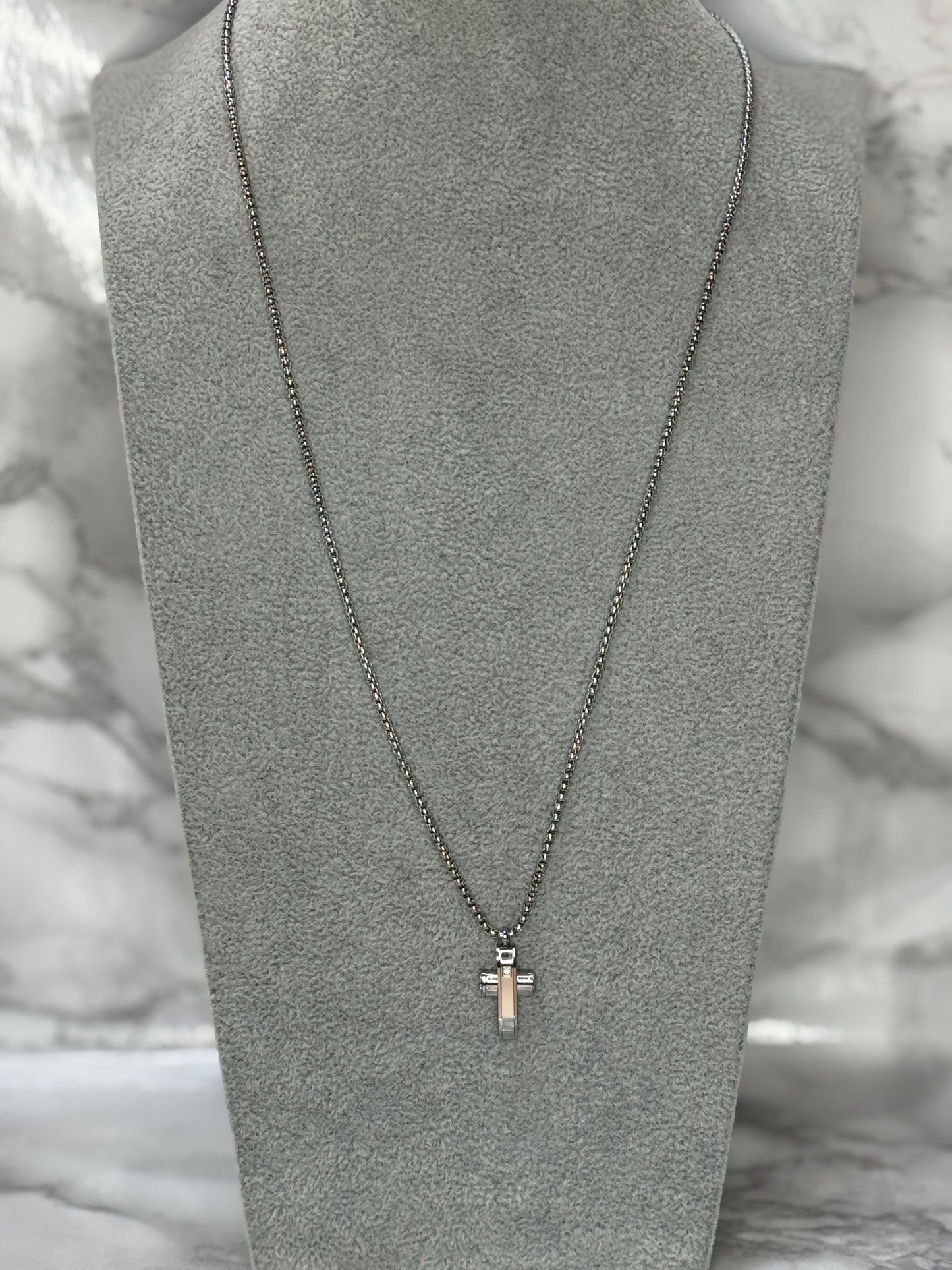 Collana Crocifisso Con Punto Luce Silver